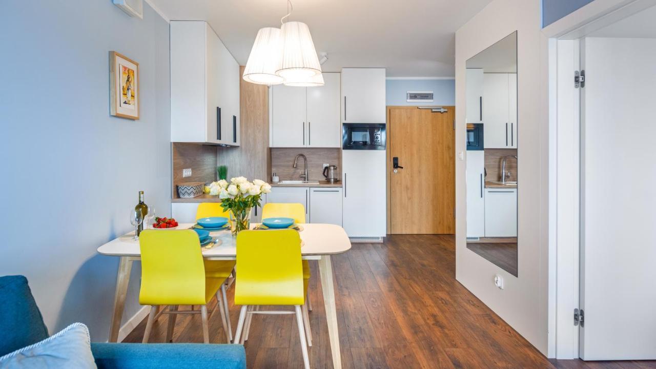 Apartament Blekitna Laguna Z Basenem - Ul Kasprowicza 20A - Holiday City Колобжег Екстериор снимка